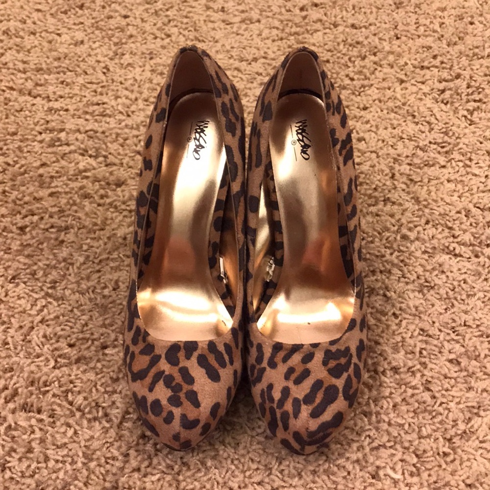 Cheetah Print Heels Size 6